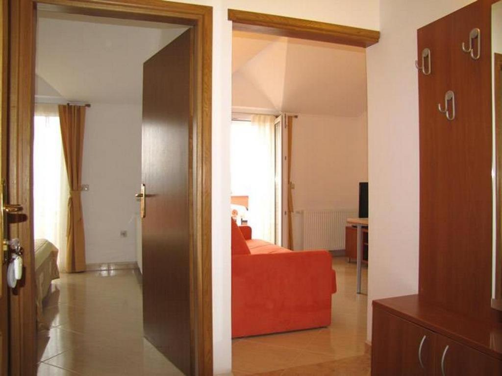 Family Friendly Apartments With A Swimming Pool Nevidjane, Pasman - 18054 Neviđane Extérieur photo