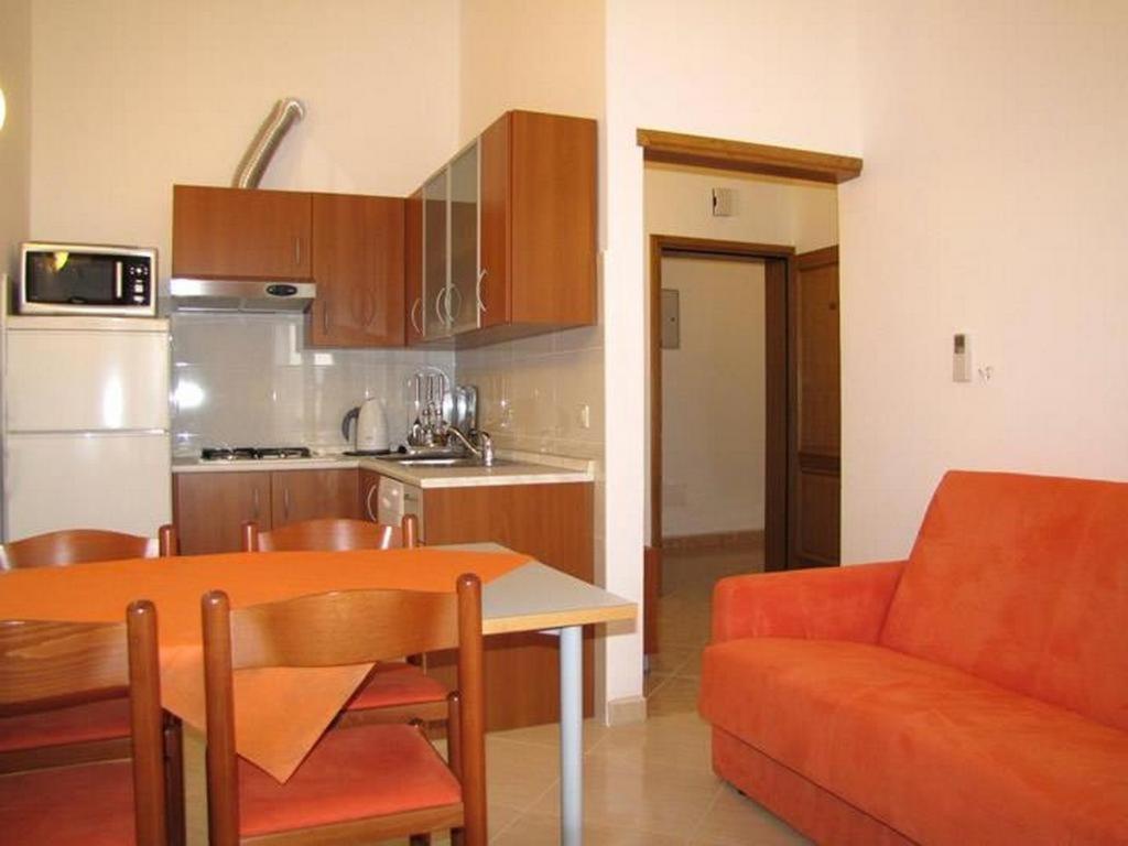 Family Friendly Apartments With A Swimming Pool Nevidjane, Pasman - 18054 Neviđane Extérieur photo
